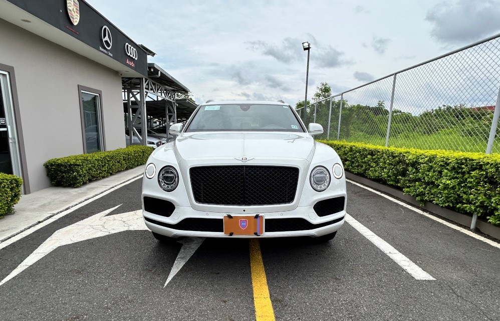 BENTLEY BENTAYGA 2019