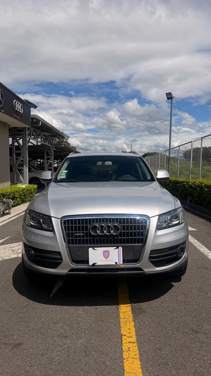 AUDI Q5 2011