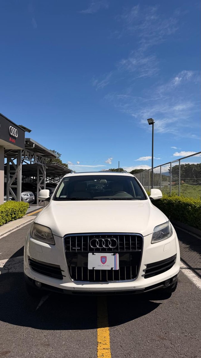 AUDI Q7 2008