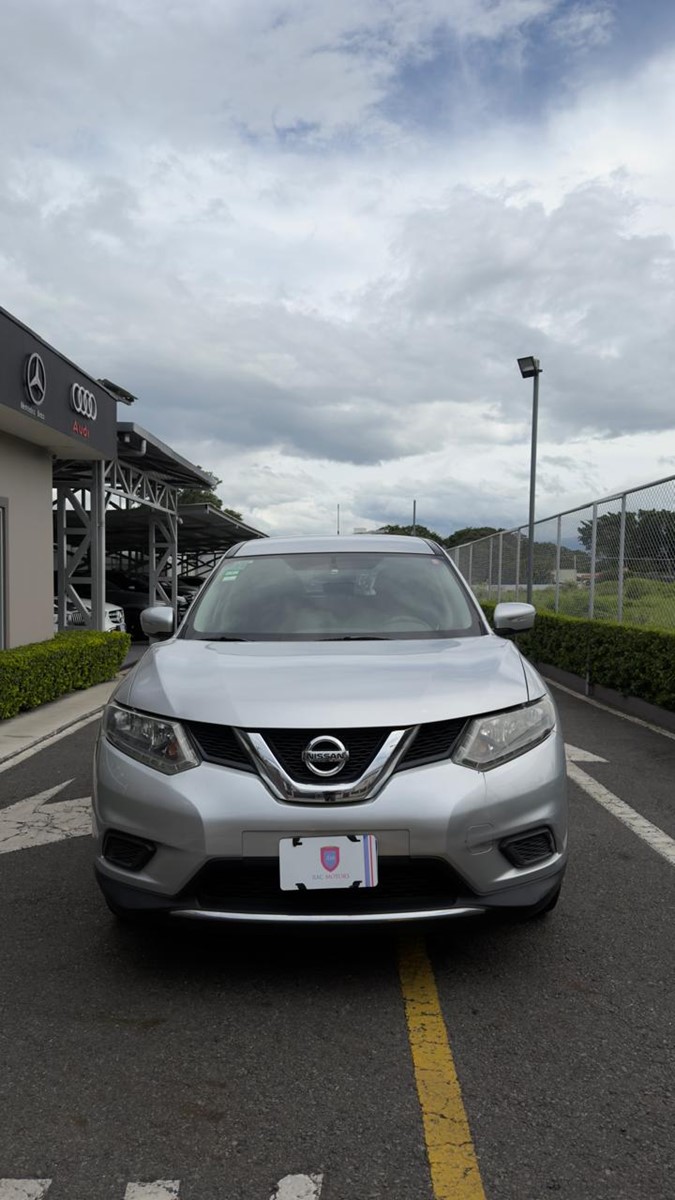 NISSAN X-TRAIL 2018