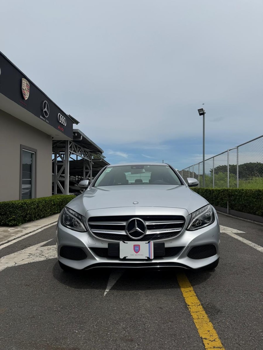 MERCEDES-BENZ C250 2017