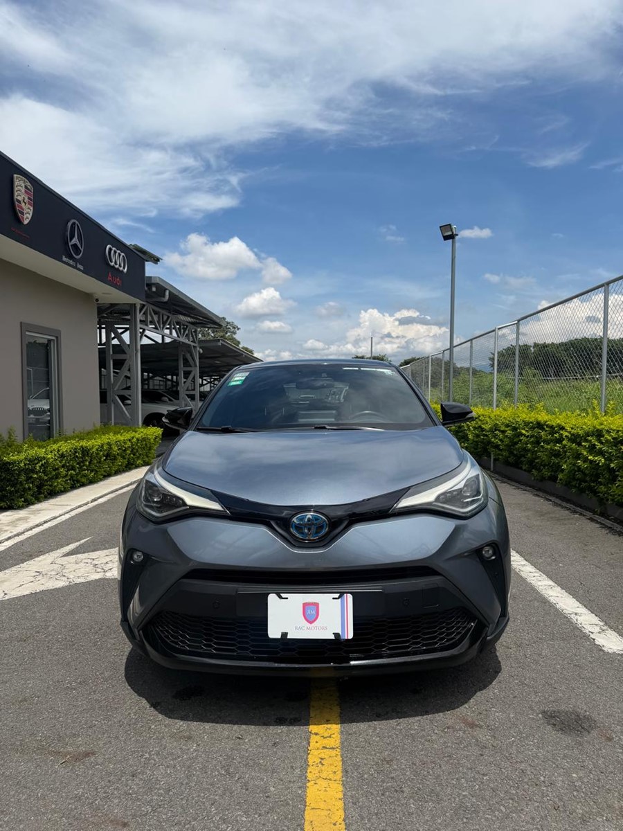 TOYOTA C-HR HYBRID 2020